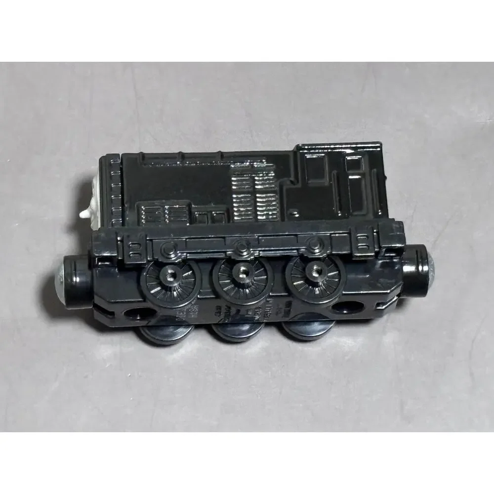 Thomas & Friends  Take N Play Die Cast Train Magnetic Diesel 2013 Mattel